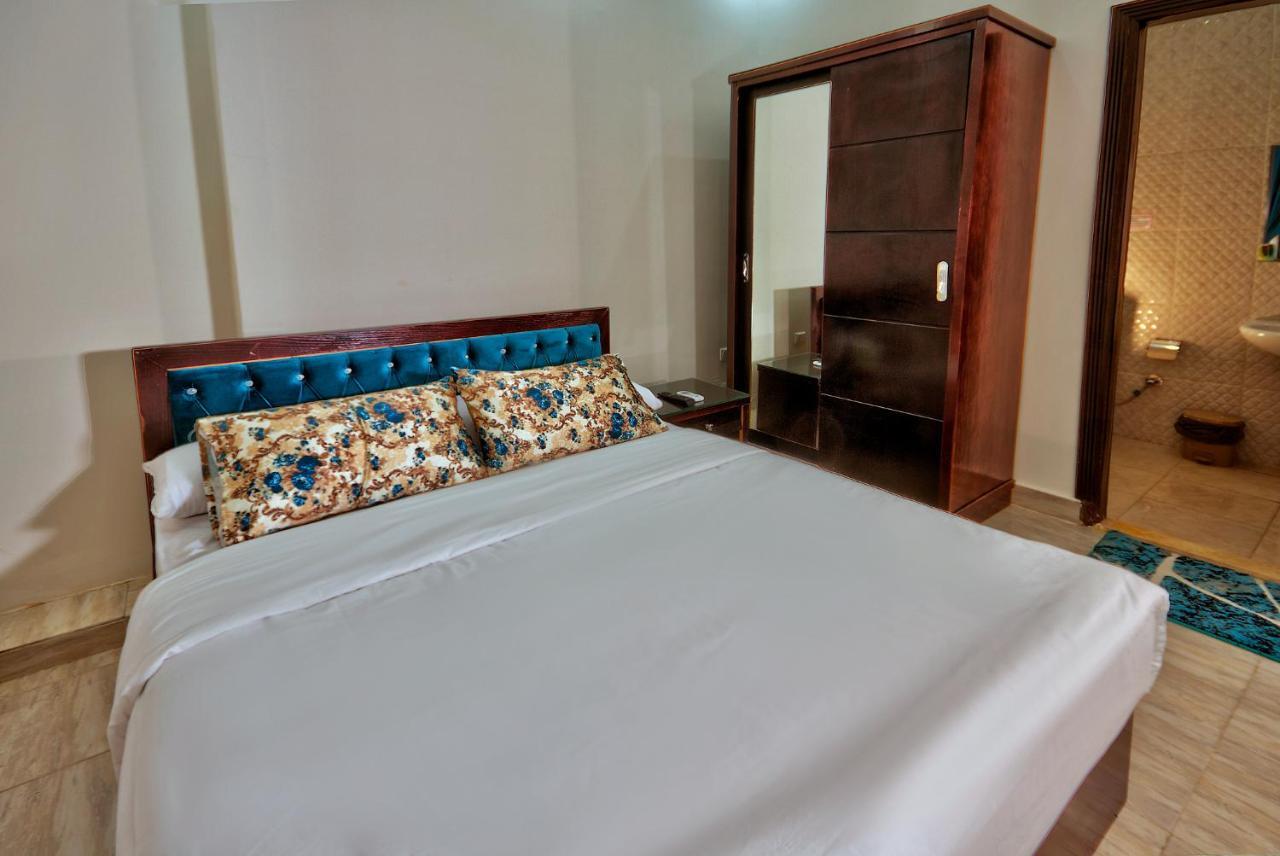 Tut Pyramids View Hotell Kafret el-Gabal Eksteriør bilde
