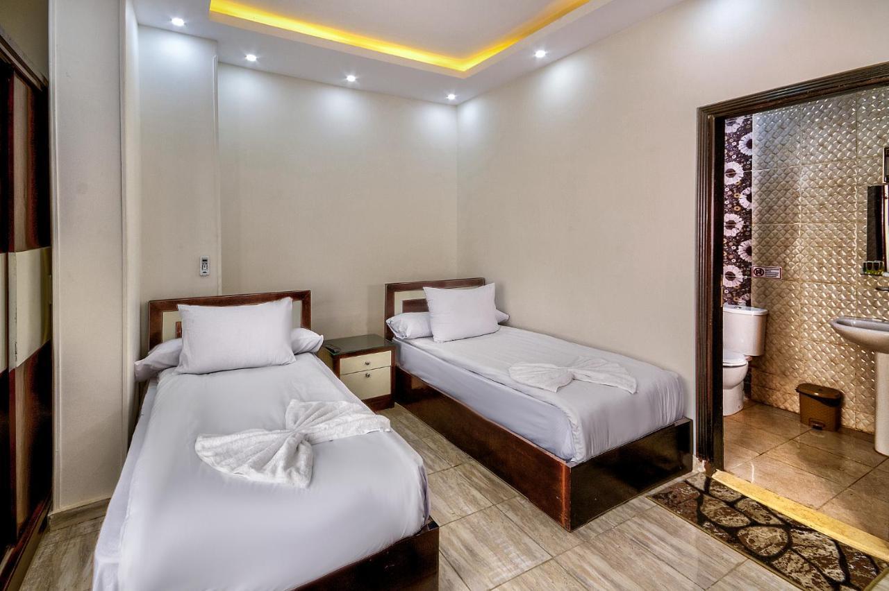Tut Pyramids View Hotell Kafret el-Gabal Eksteriør bilde