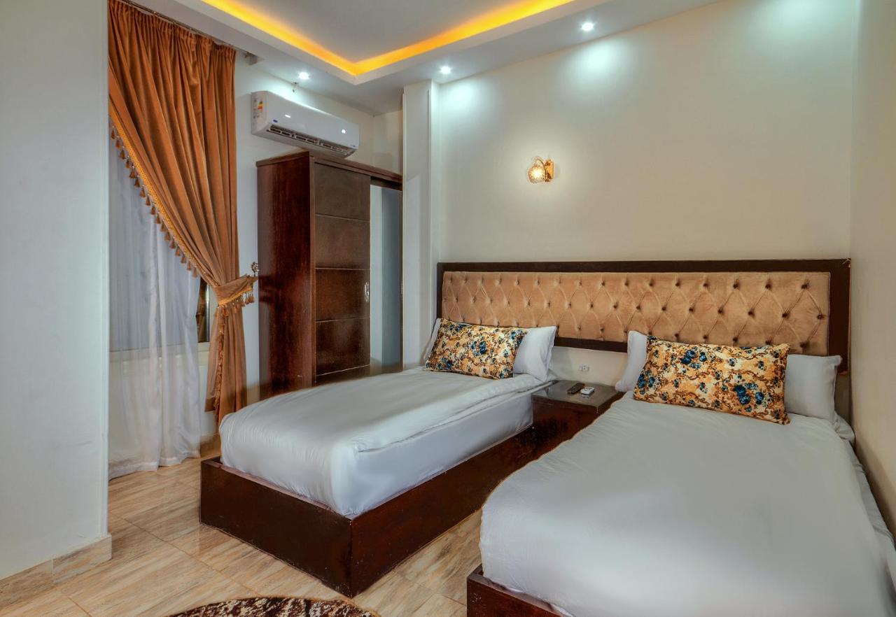 Tut Pyramids View Hotell Kafret el-Gabal Eksteriør bilde