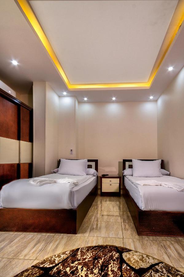 Tut Pyramids View Hotell Kafret el-Gabal Eksteriør bilde