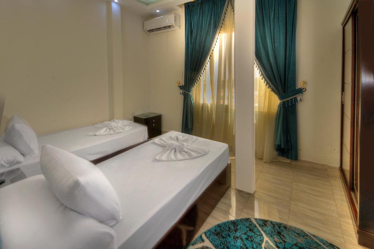 Tut Pyramids View Hotell Kafret el-Gabal Eksteriør bilde