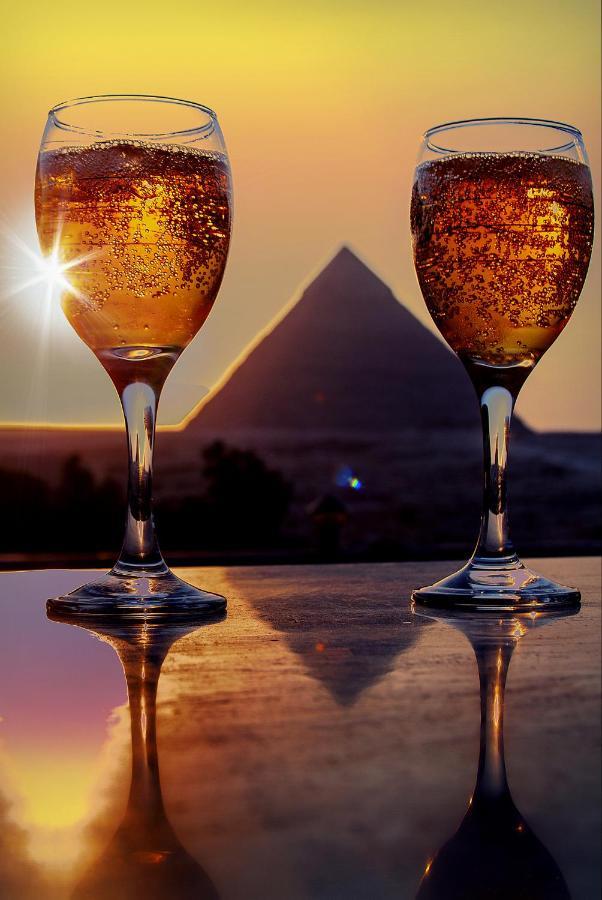 Tut Pyramids View Hotell Kafret el-Gabal Eksteriør bilde